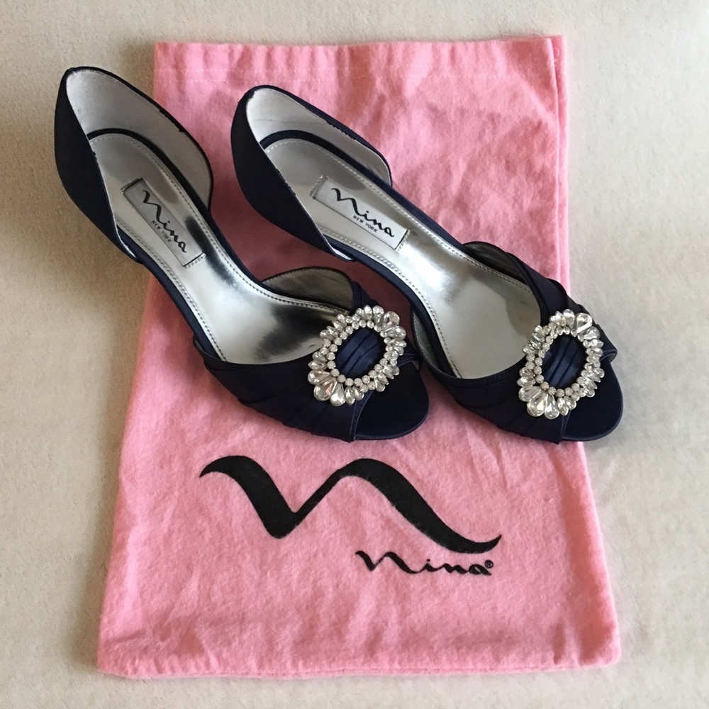 Nina Crystah Evening Pumps in ‘New Navy’